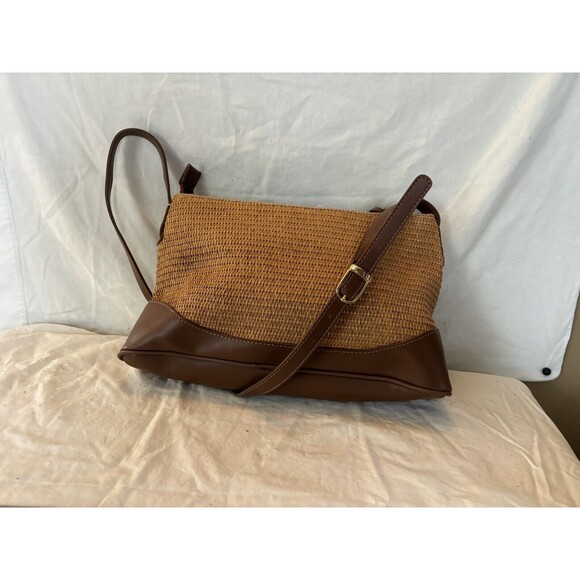 Etienne Aigner Woven Purse Tan And Brown - Picture 5 of 12